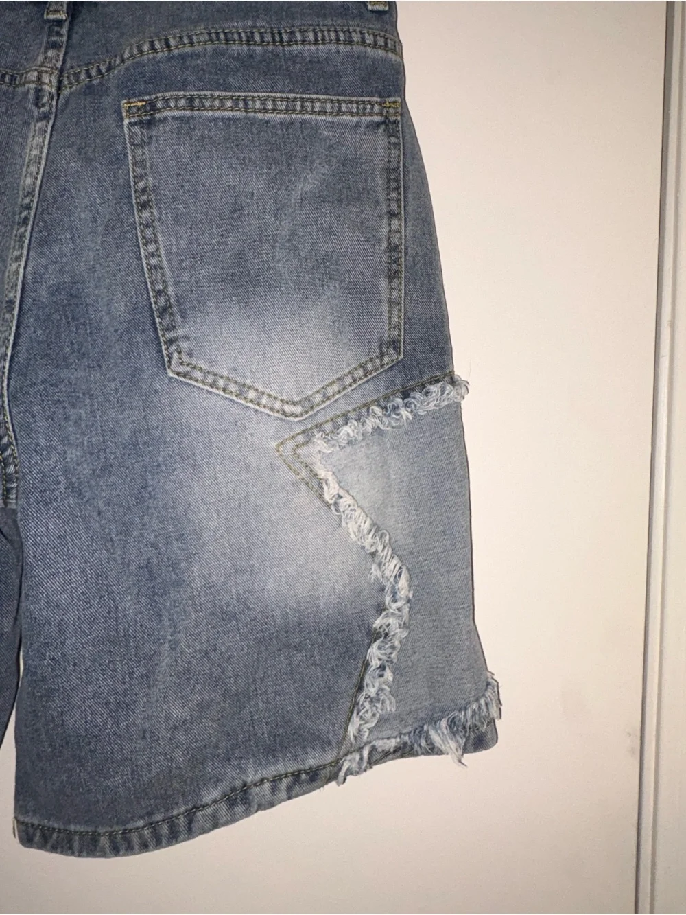 Y2K style Romwe Denim Frayed Hem with star patch Shorts